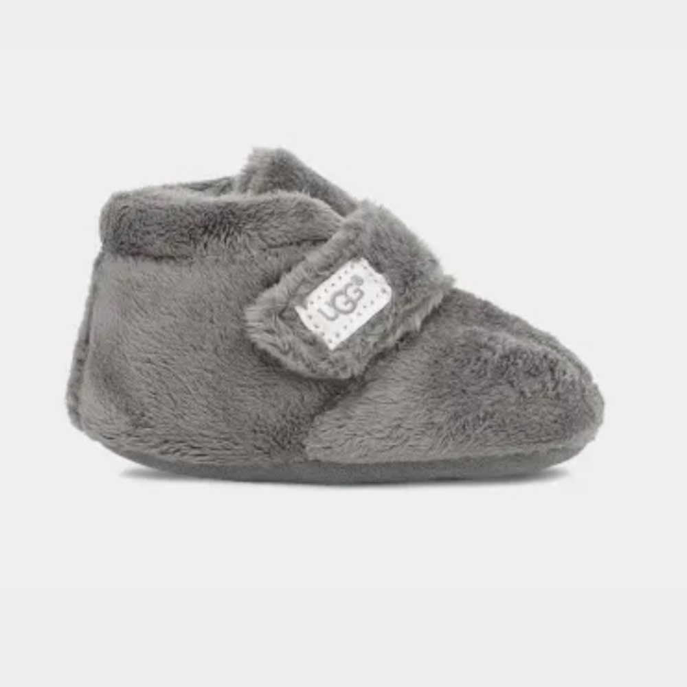 UGG Baby Bixbee Crib Booties. Size L (size 4/5). Grey